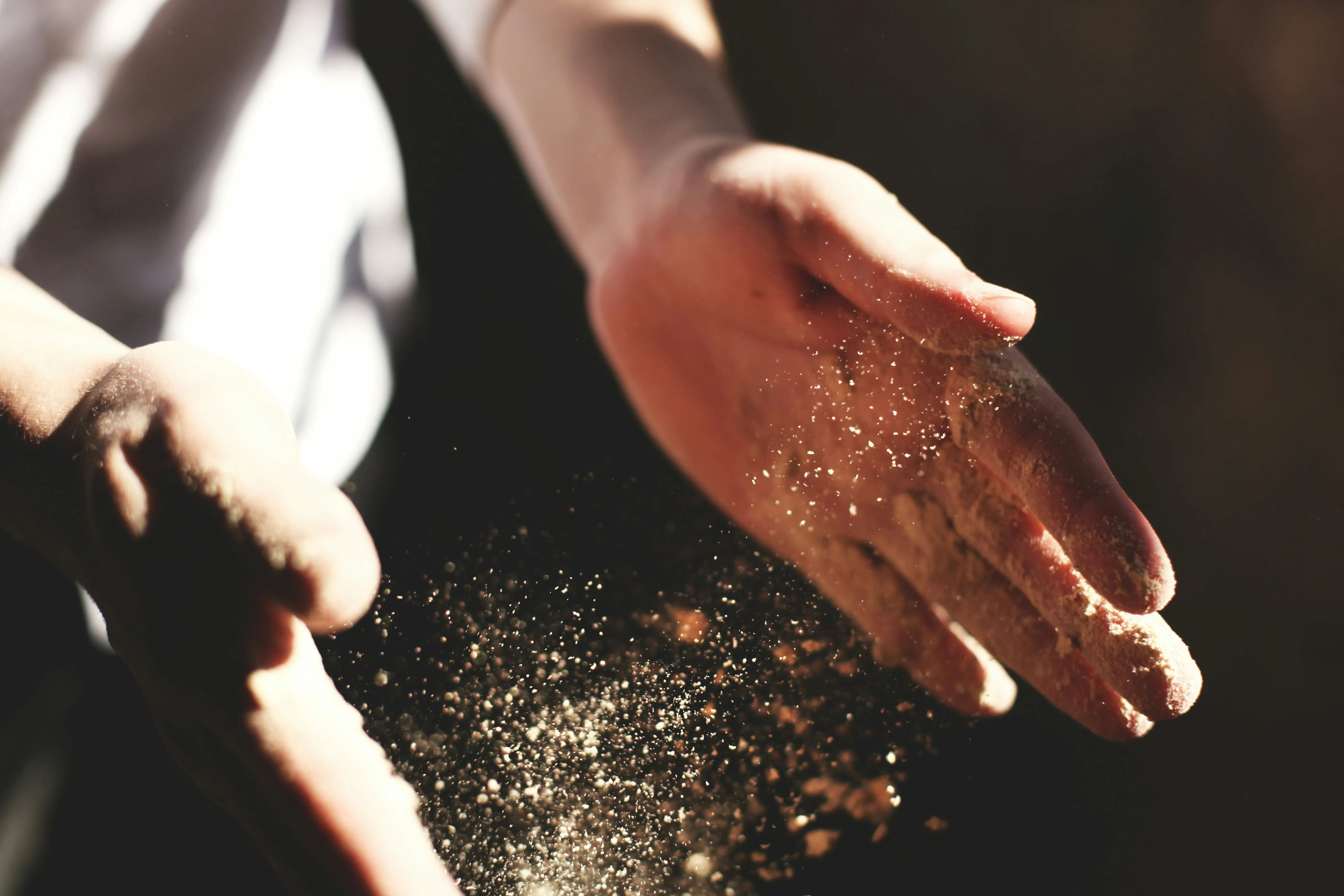 /images/bakery/austin-ban-IS6RwpuEJpY-unsplash.webp